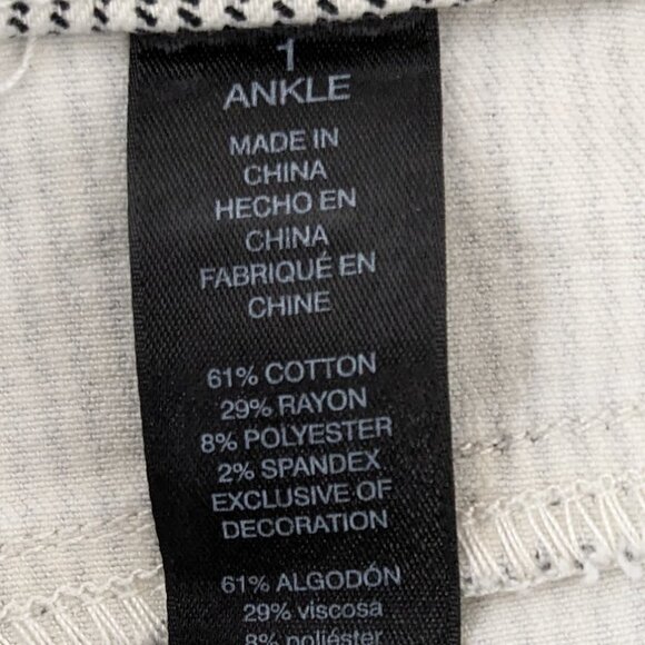 Women's "CHICO'S So Slimming Girlfriend", Ankle Jeans Pants; Gray Stripe; Size S - Picture 4 of 5